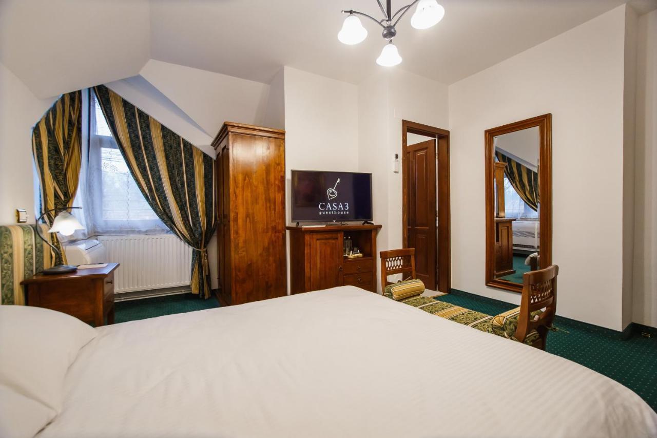 Casa 3 Guesthouse Орадя Екстер'єр фото